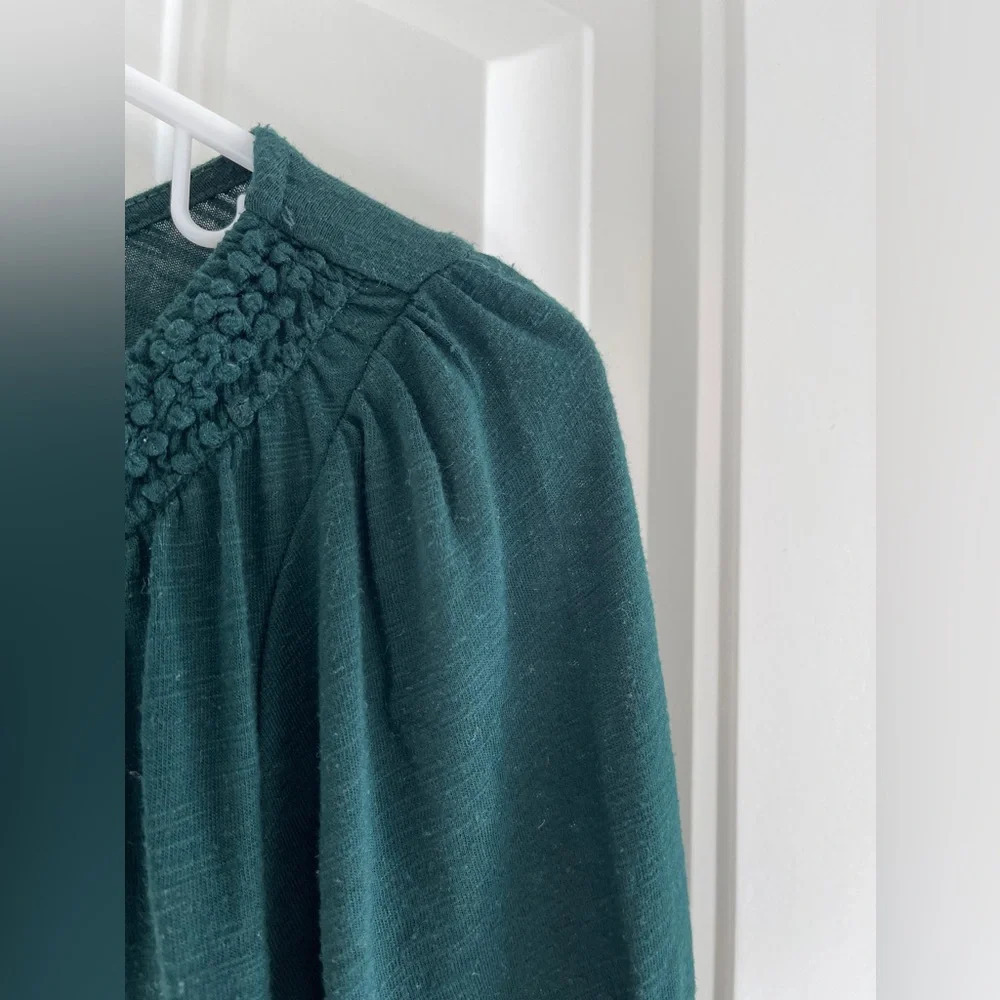 Ann Taylor Loft Dark Green Pleated 3/4 Sleeve Banded Hem  Top Size XS - Picture 4 of 8
